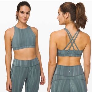 Lululemon Energy Sports Bra
High Neck